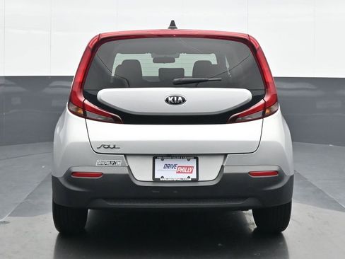 Used 2021 Kia Soul LX image 5