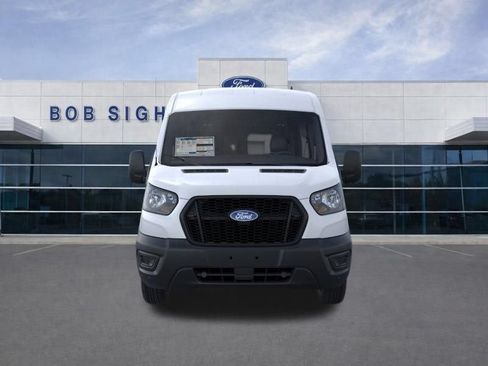 New 2026 Ford Transit 250 148 Medium Roof w/ Load Area Protection Package RWD image 9