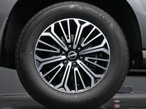 New 2026 Nissan Armada SL w/ Captain's Chari Seat Package AWD/4WD image 9