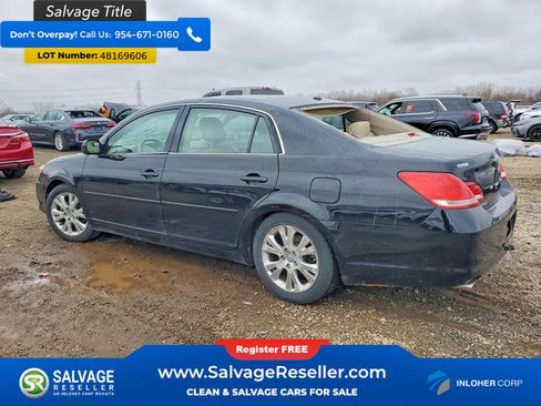 Used 2010 Toyota Avalon image 3