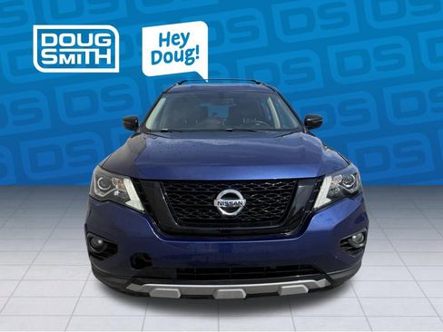 Used 2019 Nissan Pathfinder SV w/ Rock Creek Edition image 3