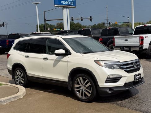 Used 2016 Honda Pilot Elite image 7
