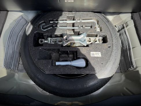 Used 2024 Honda Civic Touring image 27