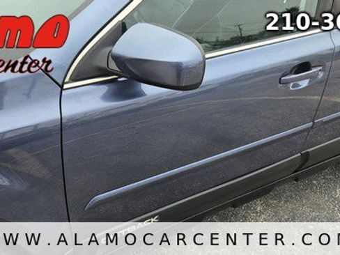 Used 2013 Subaru Outback 2.5i Limited image 10