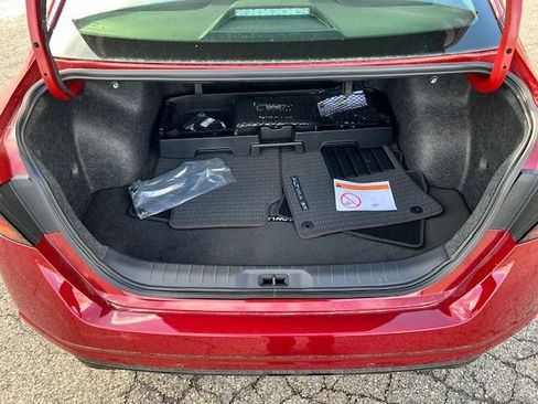 New 2025 Nissan Altima 2.5 SR image 31