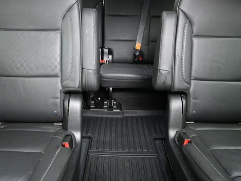 Used 2021 GMC Yukon Denali image 28