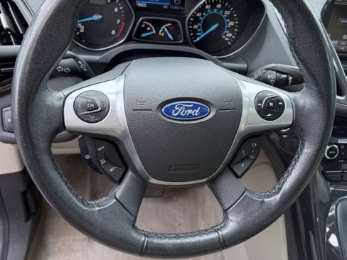 Used 2014 Ford Escape Titanium AWD/4WD image 19
