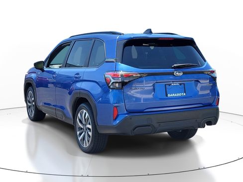 Used 2025 Subaru Forester Touring image 4