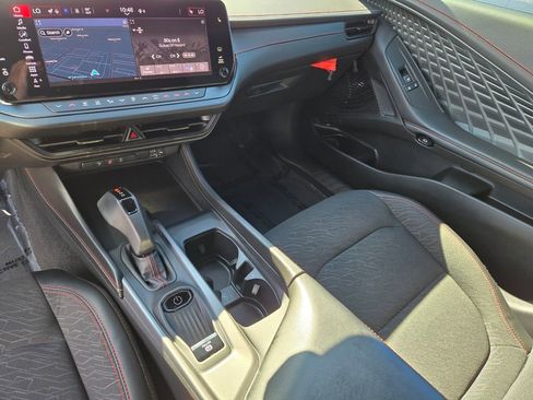 Used 2025 Dodge Charger R/T w/ Quick Order Package 25M R/T image 15