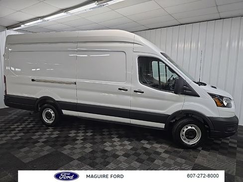 Used 2025 Ford Transit 250 148 High Roof Extended w/ Load Area Protection Package RWD image 1