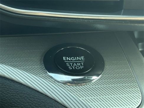 Certified 2023 Ford Explorer XLT w/ Equipment Group 202A image 17