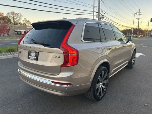 Certified 2024 Volvo XC90 B5 Plus w/ Protection Package Premier image 5
