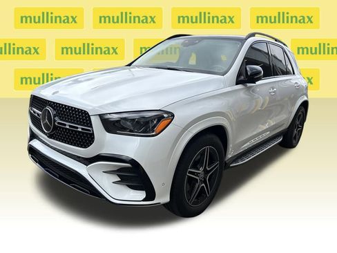 Used 2025 Mercedes-Benz GLE 450e 4MATIC image 5