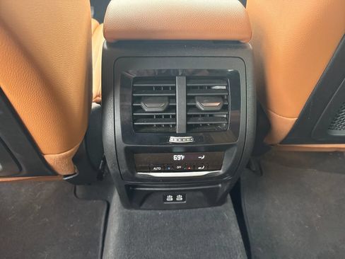 Used 2024 BMW X3 xDrive30i w/ Premium Package AWD/4WD image 11