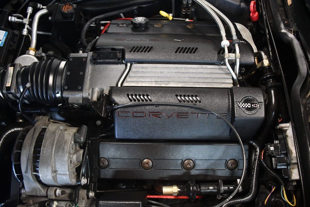 Used 1996 Chevrolet Corvette Coupe RWD image 59
