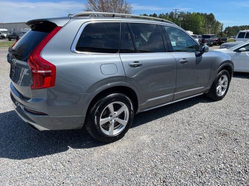 Used 2016 Volvo XC90 T5 Momentum image 7