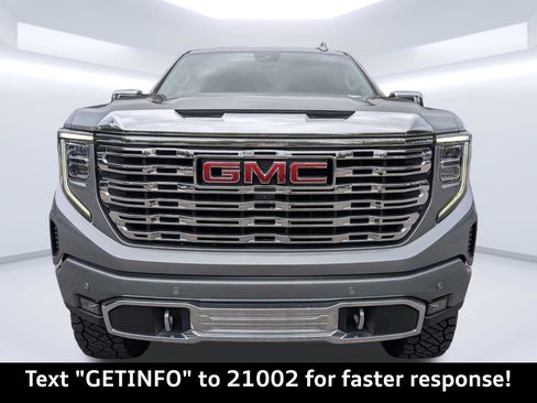 Used 2024 GMC Sierra 1500 Denali w/ Denali Reserve Package AWD/4WD image 10