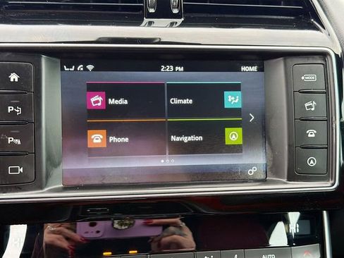 Used 2018 Jaguar XE S image 15