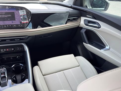 New 2025 Audi Q5 Premium Plus image 24