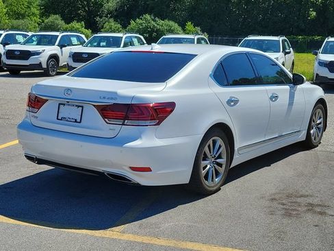 Used 2016 Lexus LS 460 AWD w/ Comfort Package image 4