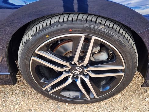 Used 2016 Honda Accord Sport image 16