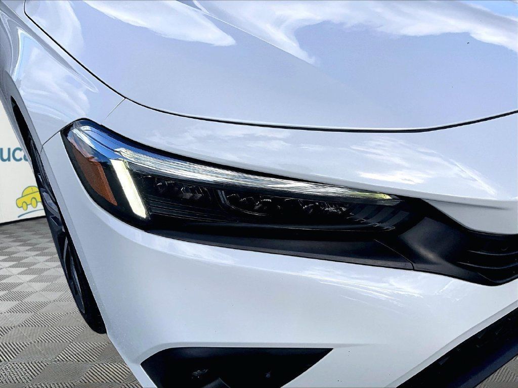Used 2022 Honda Civic Touring image 33