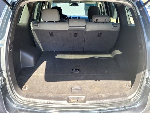 Used 2012 Hyundai Santa Fe GLS image 16