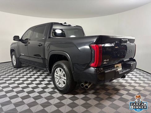 Used 2023 Toyota Tundra SR5 w/ SR5 Convenience Package AWD/4WD image 11