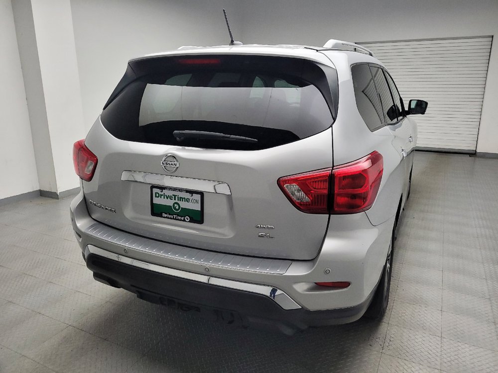 Used 2018 Nissan Pathfinder SL w/ Cargo Package AWD/4WD image 7