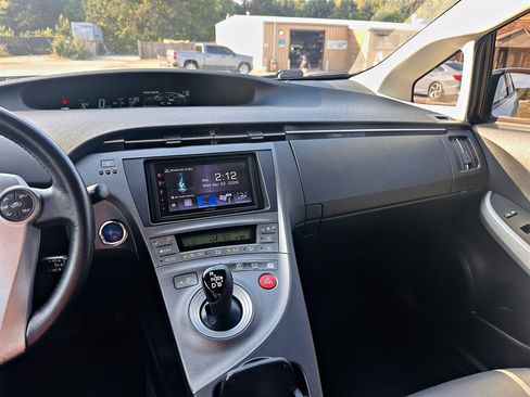 Used 2013 Toyota Prius Five FWD image 20