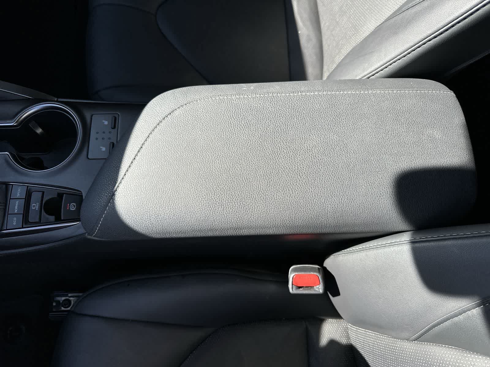 Used 2024 Toyota Camry XSE FWD image 21