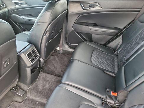 Used 2023 Kia Sportage X-Pro image 9