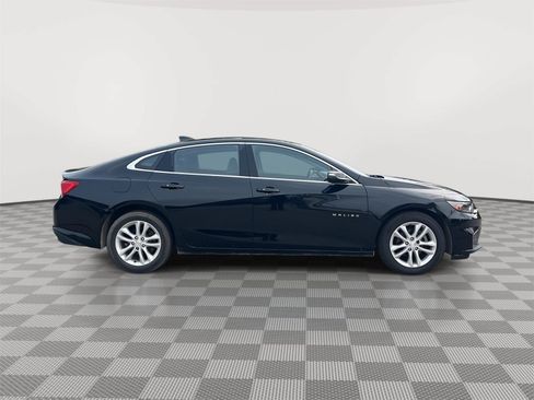 Used 2018 Chevrolet Malibu LT FWD image 21