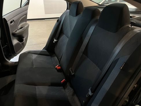 Used 2025 Nissan Versa SV FWD image 38