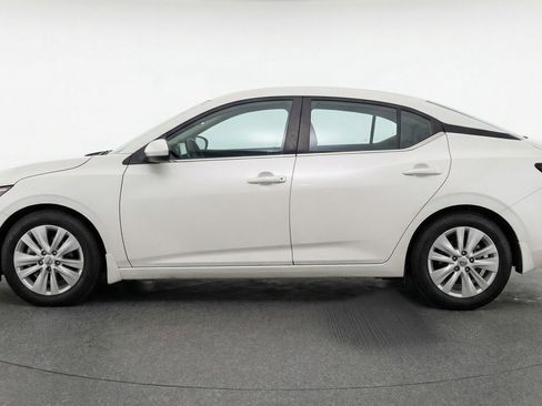 Used 2025 Nissan Sentra S FWD image 5