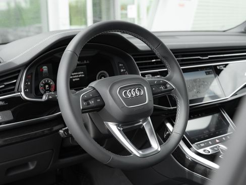 New 2026 Audi Q7 2.0T Premium AWD/4WD image 11