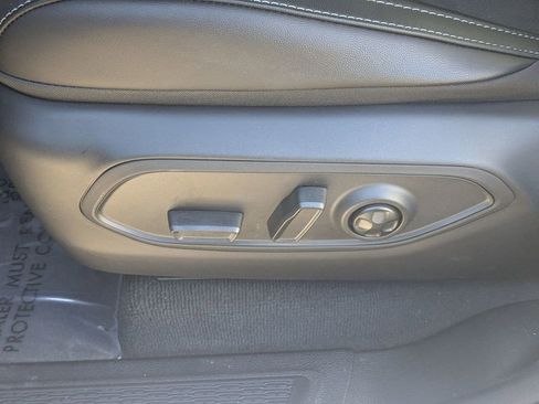 New 2026 Jeep Grand Cherokee Altitude AWD/4WD image 16