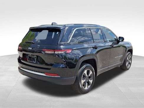 Used 2024 Jeep Grand Cherokee Limited 4xe AWD/4WD image 6