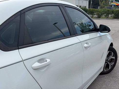 Used 2020 Kia Forte LXS FWD image 9