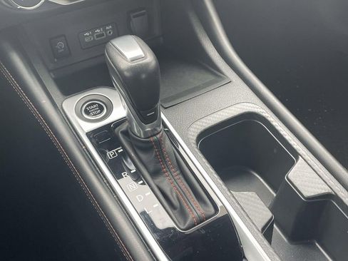 Used 2025 Nissan Sentra SR w/ SR Premium Package image 30