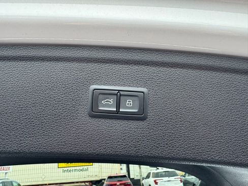 Used 2022 Audi Q5 2.0T Premium Plus image 29