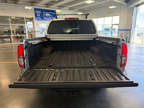 Used 2011 Nissan Frontier PRO-4X w/ Pro-4x Luxury Pkg AWD/4WD image 26