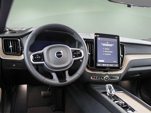New 2026 Volvo XC60 B5 Plus w/ Protection Package Premier image 14