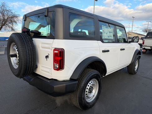 New 2025 Ford Bronco 4-Door image 10