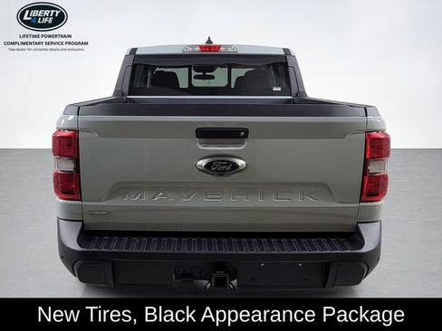 Used 2024 Ford Maverick Lariat w/ Black Appearance Package FWD image 4