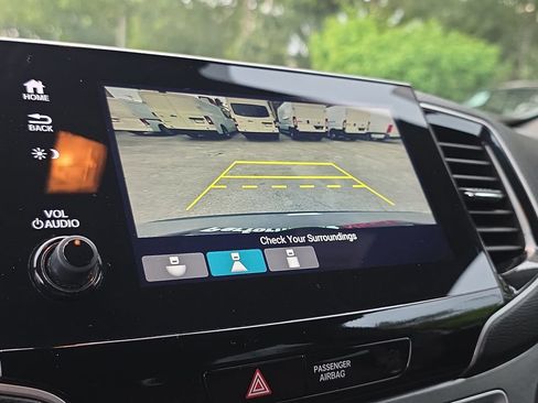 Used 2021 Honda Passport Sport image 31