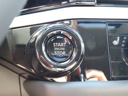 New 2026 Nissan Pathfinder SL AWD/4WD image 34