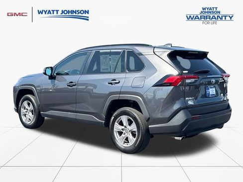 Used 2025 Toyota RAV4 XLE FWD image 3