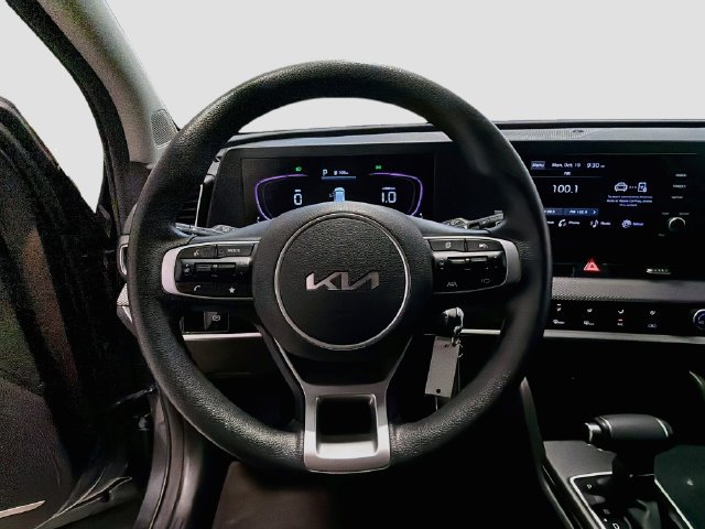 Used 2023 Kia Sportage LX AWD/4WD image 12