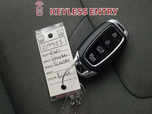 Used 2021 Hyundai Elantra SEL FWD image 29
